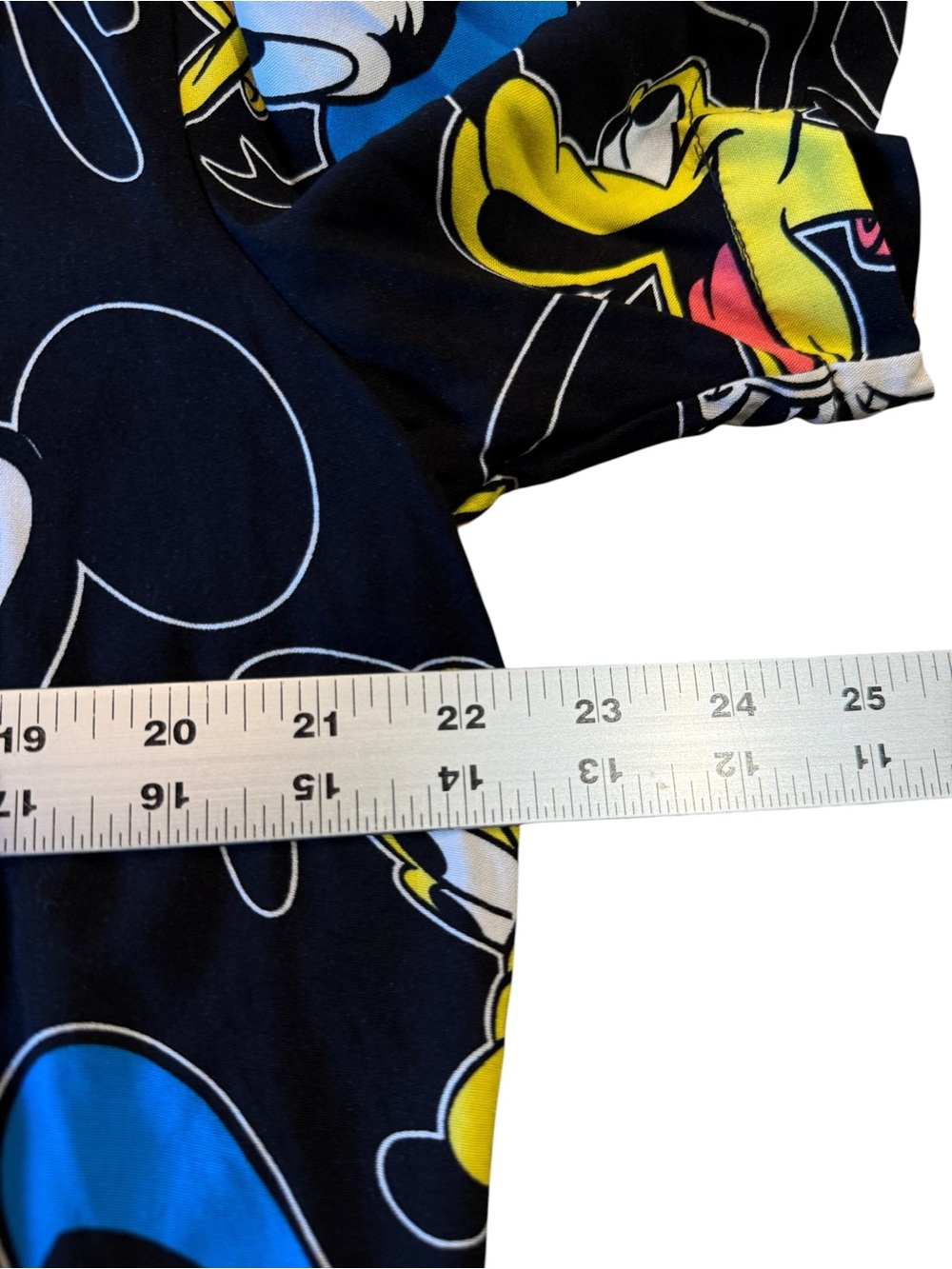 Disney Black Short Sleeve Character Print Shirt with Colorful Faces men’s Large - Picture 4 of 7